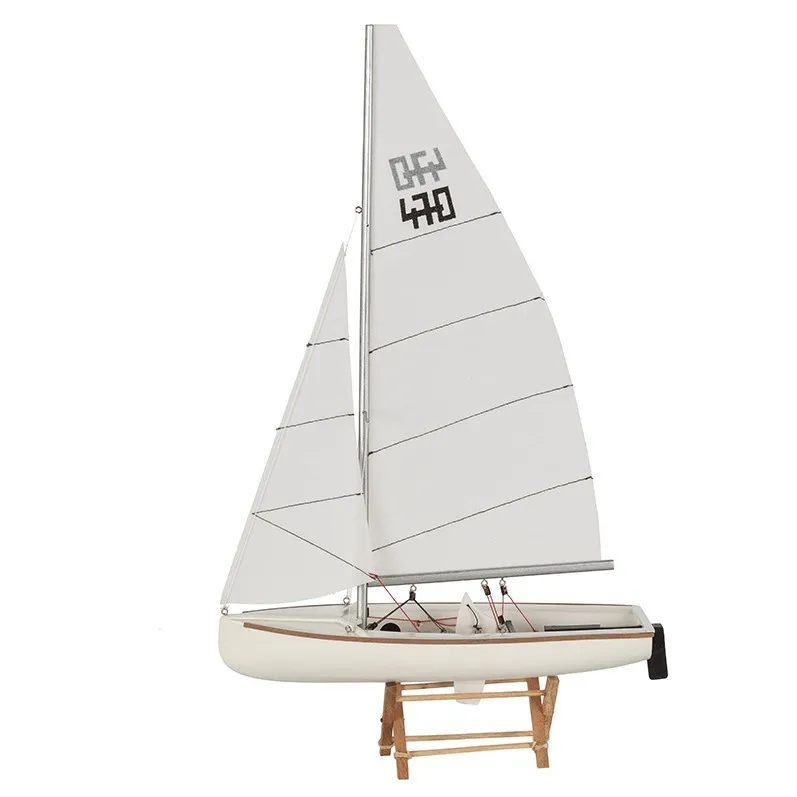 VELERO 470 ESCUELA(1963)—-Largo: 91- Alto: 89 cm